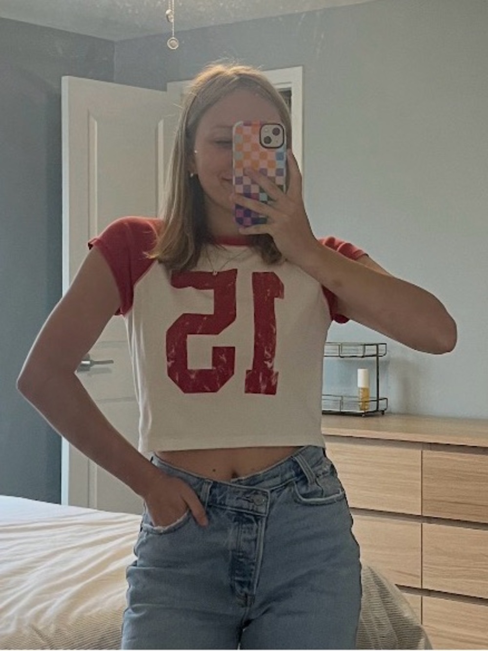 Cropped number tee